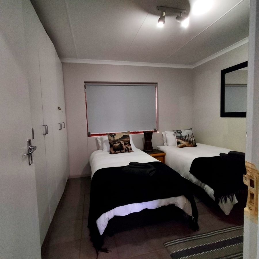 4 Bedroom Property for Sale in Fraaiuitsig Western Cape